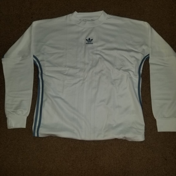 Adidas long sleeve - Picture 1 of 4